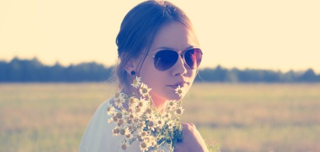 Women and Flowers